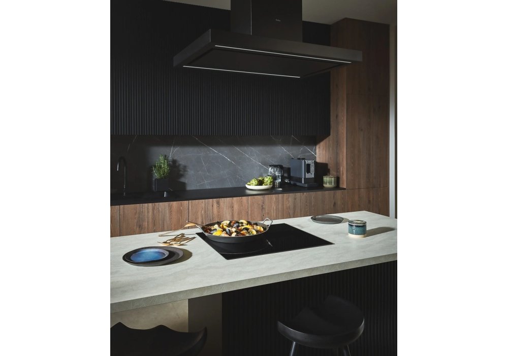 Електрочайник Amica KD 2050G