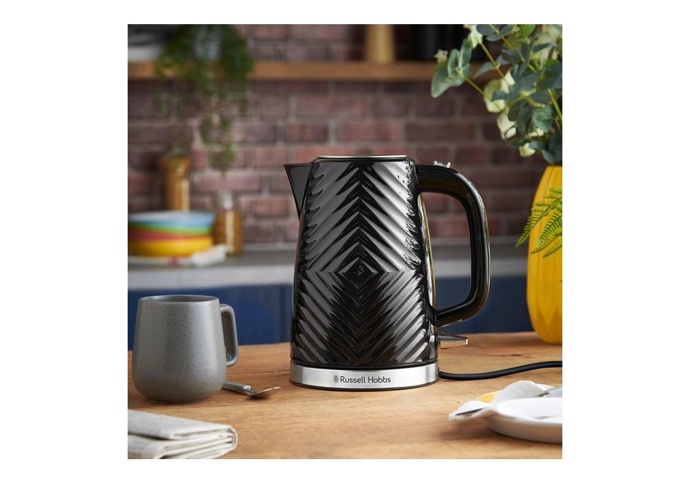 Електрочайник Russell Hobbs 26380-70 Groove Black