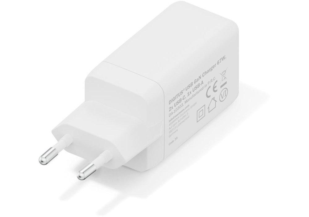 Зарядний пристрій DIGITUS GaN 2хUSB-C, 1хUSB-A, 67W
