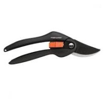 Секатор Fiskars площинний SingleStep P26 (1000567)