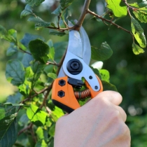 Секатор Fiskars садовий Pro PB-8 L (1020203)