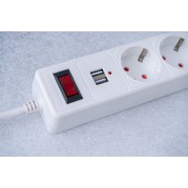 Подовжувач мережевий з USB 5 розеток 3 м, 3х1,5мм2 LOGAN SFWU5-3
